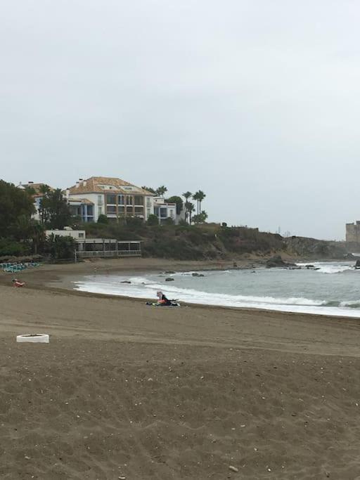 Superbe Appartement Avec Piscine A 800M De La Mer Bahia de Casares Bagian luar foto