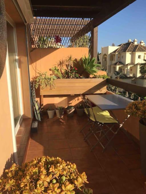 Superbe Appartement Avec Piscine A 800M De La Mer Bahia de Casares Bagian luar foto