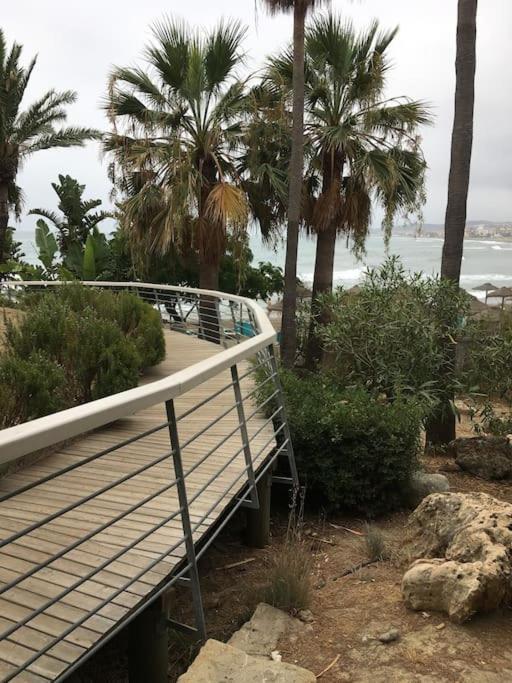 Superbe Appartement Avec Piscine A 800M De La Mer Bahia de Casares Bagian luar foto